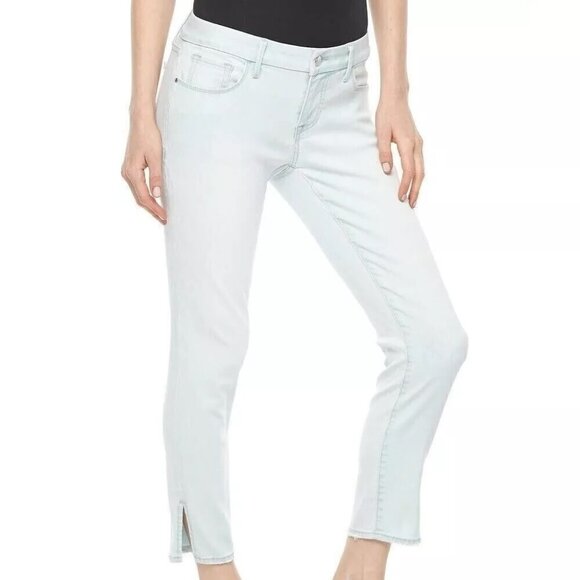 Women's Denim Capri Apt 9 Slim Fit size 12 NEW - Picture 1 of 5